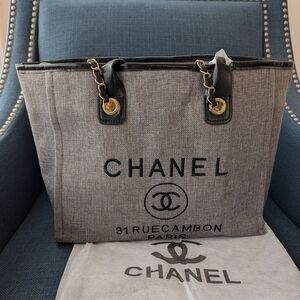 GWP/VIP Chanel Gray and Black Tote Bag